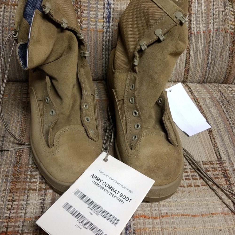 Army combat boots